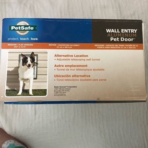 PetSafe Dog Petsafe Pet Door For Medium Dogs Poshmark